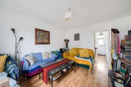 Buckmaster House, Holloway Road, N7 - Photo 2