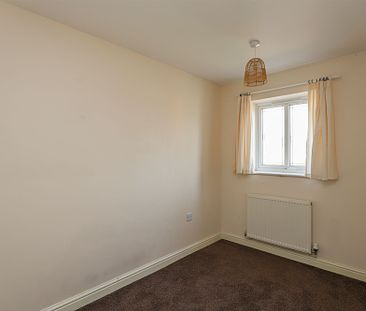 2 bedroom Semi-Detached House to rent - Photo 4