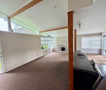 23 Gill Avenue, Te Atatu Peninsula, Auckland - Photo 4