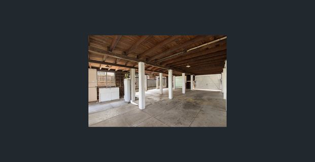 Don't Judge a book by its cover - Very Comfortable and presents beautifully inside. - Photo 1