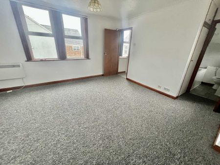 Linden Road, Bognor Regis - Photo 2