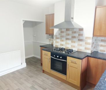 2 bedroom Terraced House to rent - Photo 5