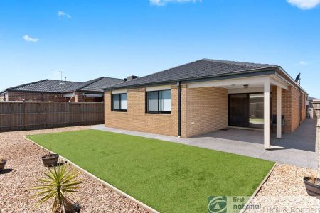 10 Weatherby Avenue, 3809, Officer Vic - Photo 3