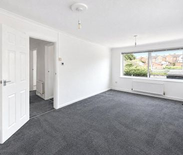 2 bedroom end of terrace house to rent - Photo 1