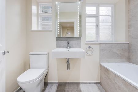 Spencer Park, London, SW18 2SX - Photo 5