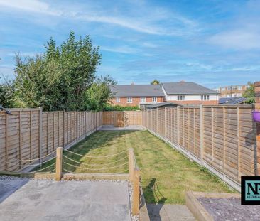 3 bedroom terraced house to rent - Photo 6