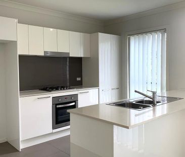 Perfectly Located Family Home Available Now! - Photo 6