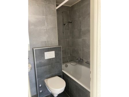 3 pièces | Abram-Louis-Breguet 19, 6ème Ouest, La Chaux-de-Fonds - Photo 5