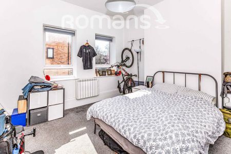 1 bedroom flat to rent - Photo 2