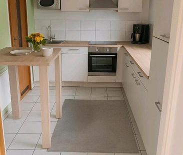 Kleine Wohneinheit, hübsche 2 1/2 Zi-Wohnung schöne Aussicht - Foto 1
