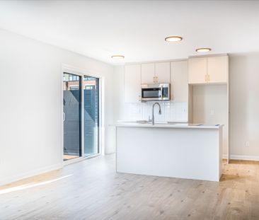 For Lease - 101 Glenroy Gilbert Drive Unit# 7, Barrhaven, Ontario - Photo 4