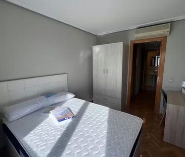 Calle de Caleruega, Madrid, Community of Madrid 28033 - Foto 1