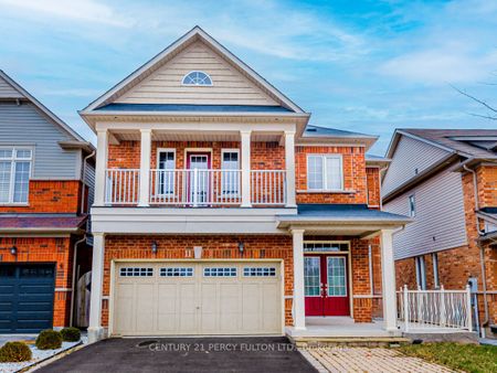 Detached Home For Lease | E8124372 - Photo 4