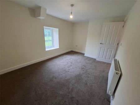 3 bedroom semi-detached house to rent - Photo 2
