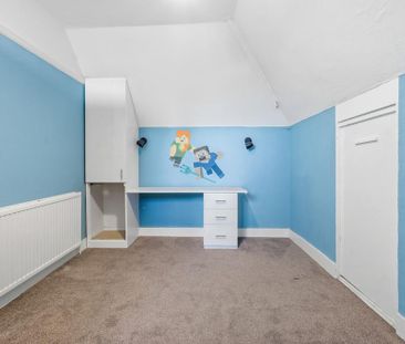 3 bedroom semi-detached house to rent - Photo 6