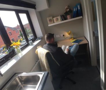 Standard Ensuite Rooms (Halls C) - Photo 6