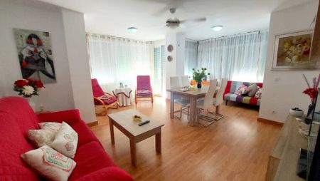 Alquiler de piso en Calle Infantes - Photo 2