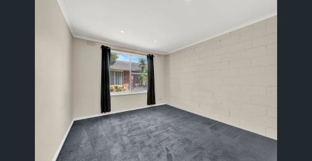 Neat and well-maintained two-bedroom unit - Photo 4