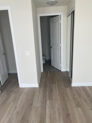 For Lease - 35 Watergarden Drive Unit# 1019, Mississauga, Ontario - Photo 1