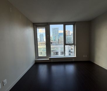 1 Bedroom - Photo 3