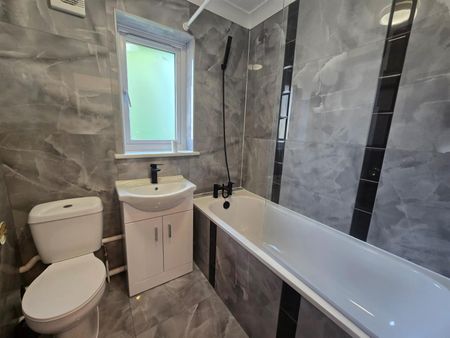 Purley Park Road, Purley CR8, London - Photo 4