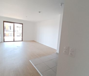 location Appartement T2 DE 44.1m² À BORDEAUX - Photo 2