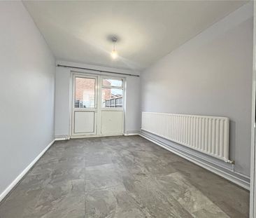 3 Bedroom House To Rent - Photo 4