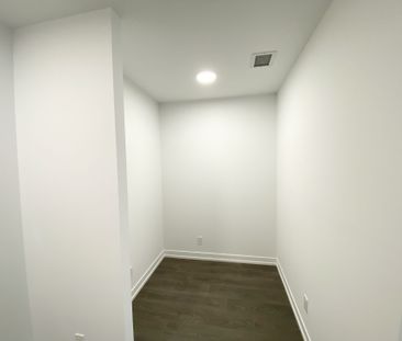 For Lease - 8 Beverley Glen Boulevard Unit# 1206, Vaughan, Ontario - Photo 4