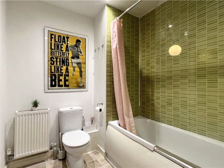 Uxbridge Road, Ealing, W13 8RB - Photo 2