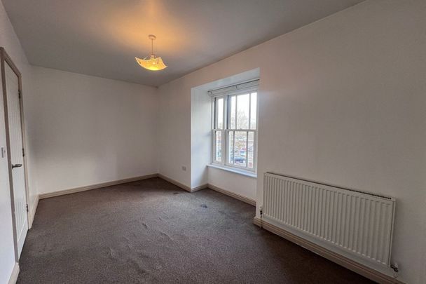 Hopmans Court - Photo 1