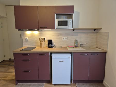 A LOUER STUDIO MEUBLÉ ANGERS-PASTEUR - Photo 3