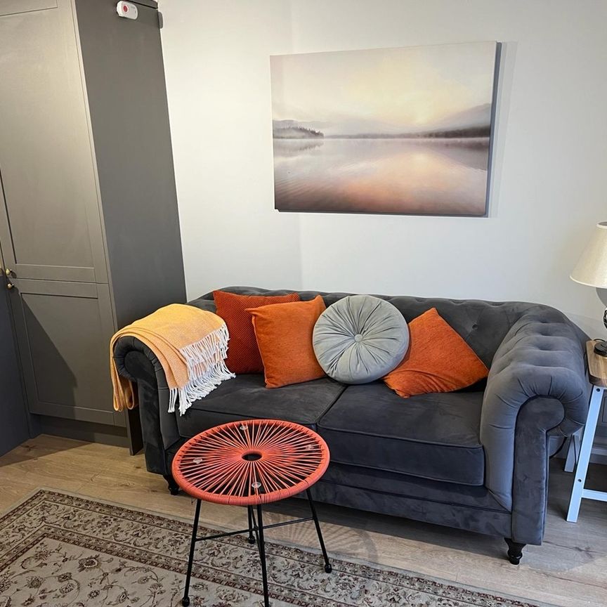 2 Bed Flat, Prestwich, M25 - Photo 1