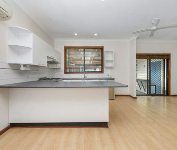 19 York Crescent, Belmont North, NSW 2280 - Photo 4