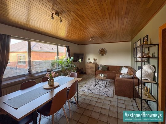 Ruime woning te huur in rustige woonwijk in Ename - Foto 1