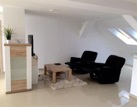Atraktívny podkrovný byt v centre s parkovaním, Nitra - Photo 5