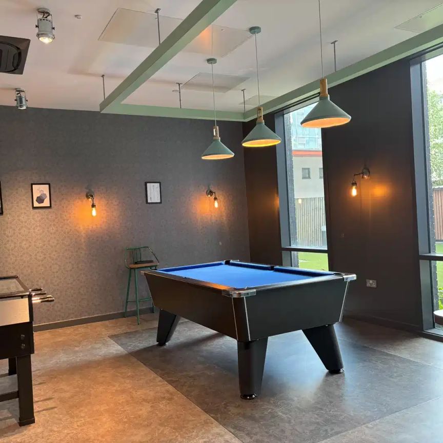 En Suite Cluster Premium 3 Bed - Photo 1