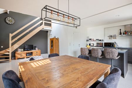 Duplex app. met terras en carport vlakbij het centrum. - Photo 4