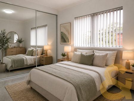 Beautifully renovated two bedroom security Unit - Photo 5