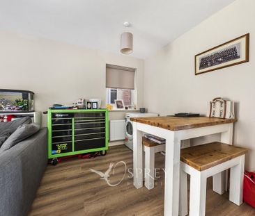3 bedroom semi-detached house to rent - Photo 6
