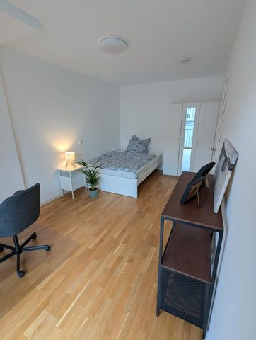 Möblierte 5 Zimmer Wohnung mit 2 Bädern und vollständiger Küche - Photo 4