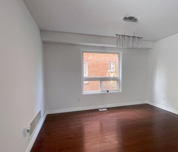 For Lease - 104 Crown Victoria Drive, Brampton, Ontario - Photo 5