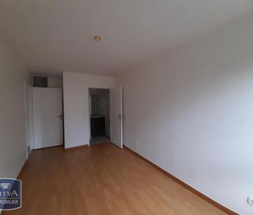 Location Appartement 4 pièces 88m² BOURG EN BRESSE 01000 - Photo 3