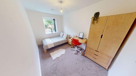 3 bedroom ground floor flat to rent - Photo 3