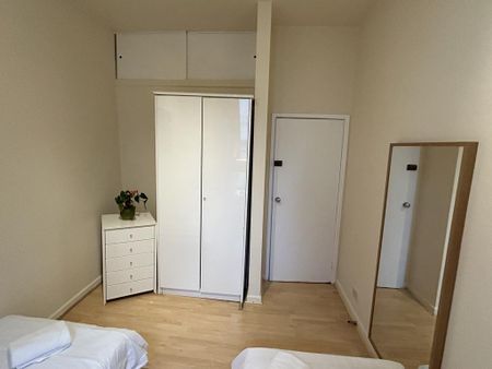 2 bedroom flat to rent - Photo 3