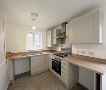 3 bedroom end of terrace house to rent - Photo 4