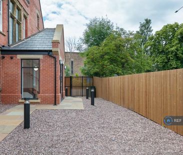 1 bedroom flat to rent - Photo 6