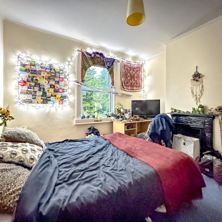 5 bedroom terraced house to rent - Photo 1