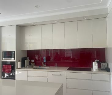 Willoughby East - Photo 2