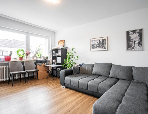 Gemütliche 2 Zimmerwohnung mit Balkon, Einbauküche und Stellplatz im beliebten Bielefeld Heepen - Photo 1