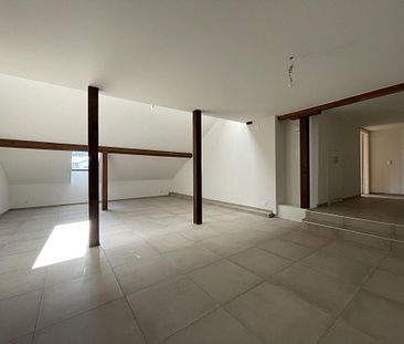 IMMEUBLE D'EXCEPTION - Rue du Manège 19 - appartement au 2ème Sud-Est - Entièrement rénové - Foto 1